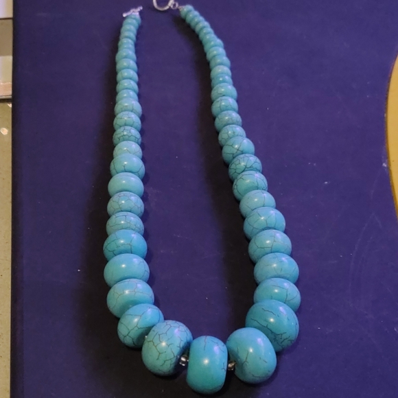 Turquoise necklace graduated stones - Picture 3 of 5